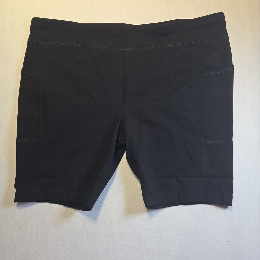Terra & Sky Women's 4X (28W-30W) Black Bike Shorts With Pockets NWT